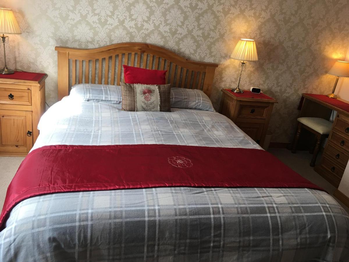 Toads Croak Bed & Breakfast Инвернес Екстериор снимка
