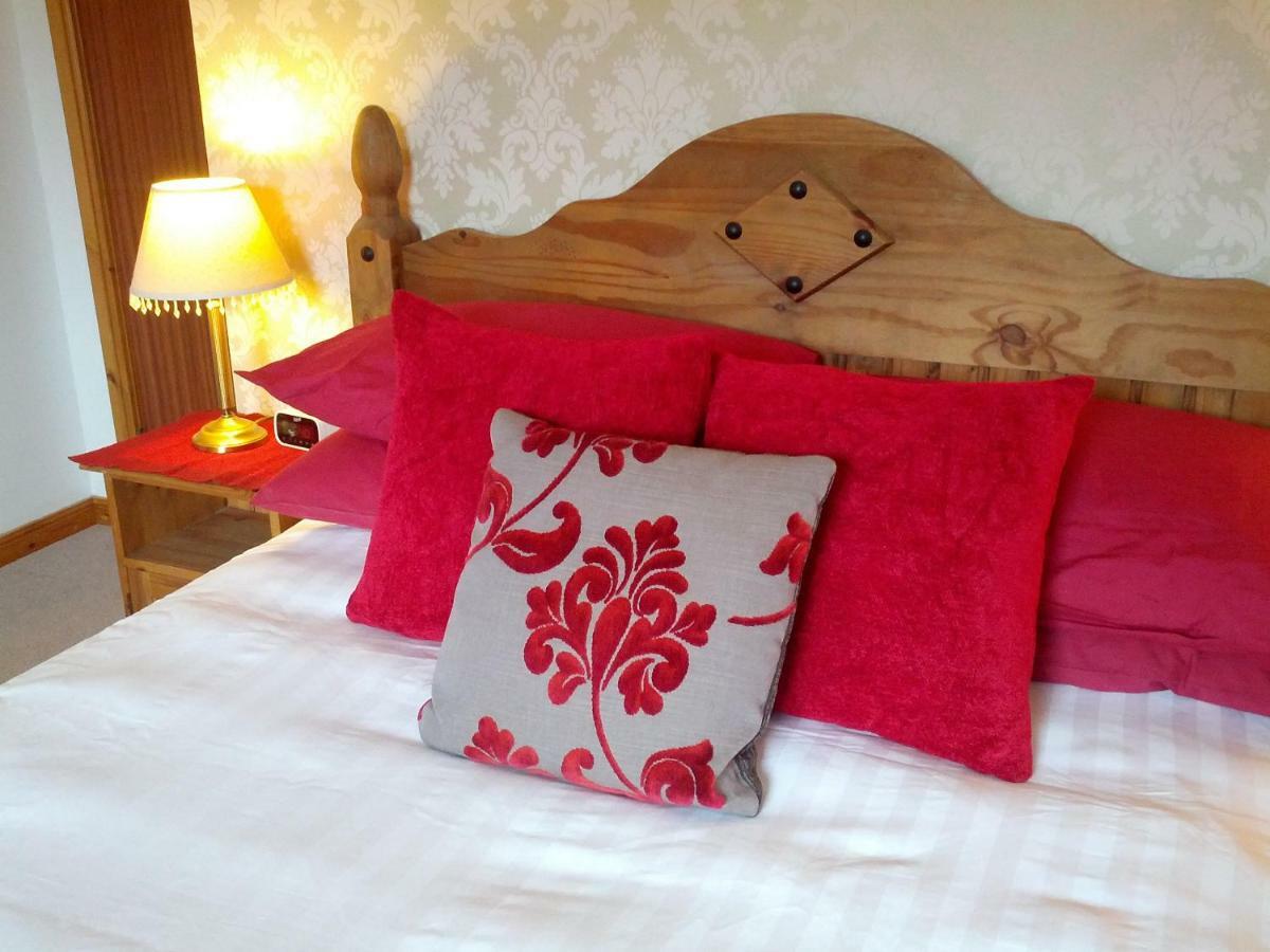 Toads Croak Bed & Breakfast Инвернес Екстериор снимка